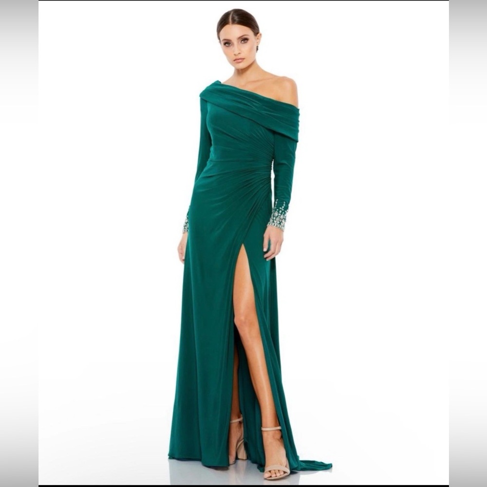 Mac Duggal Emerald Off-Shoulder Long Sleeve Evening Gown with High Slit Sz 10